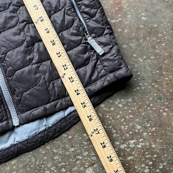 The North Face Boys Thermoball Full Zip Quilted Puffer Jacket Grey L NF0A3CPZ - Picture 9 of 10